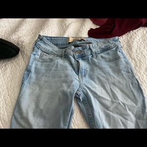 Hollister Light Washed Skinny Jeans